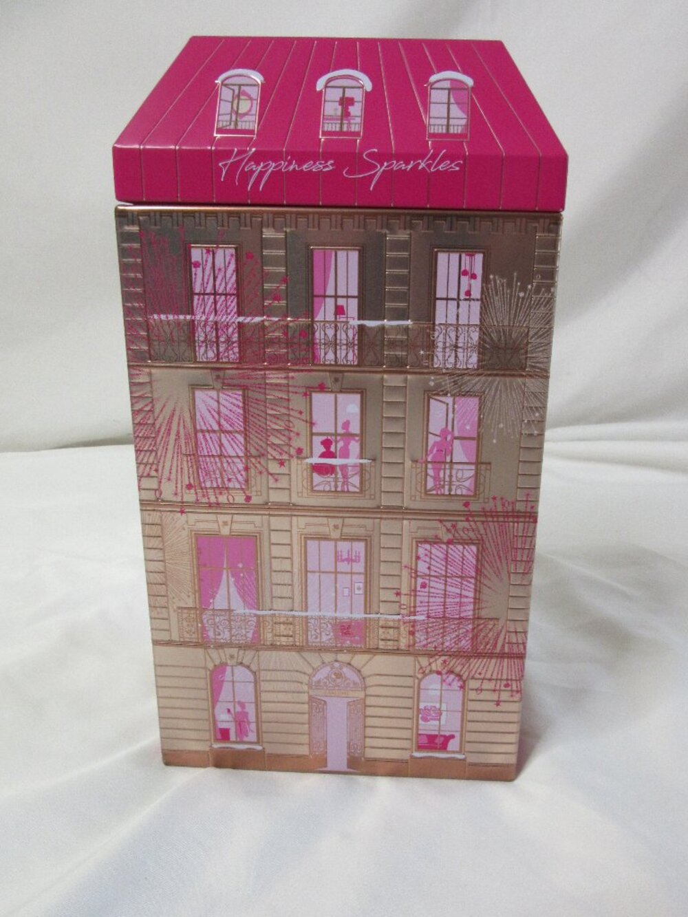 Lancôme Paris Collectible Gift Tin Box Paris en rose Holiday Apartment Happiness